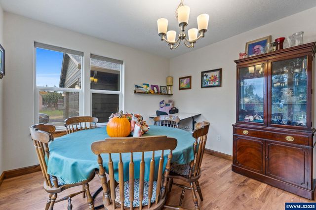 1894 Talbot Rd SE, Jefferson, OR 97352