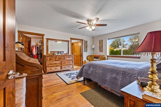 1894 Talbot Rd SE, Jefferson, OR 97352