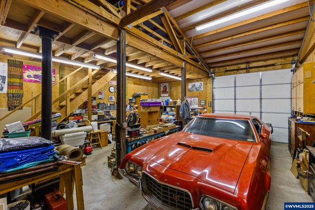 1894 Talbot Rd SE, Jefferson, OR 97352