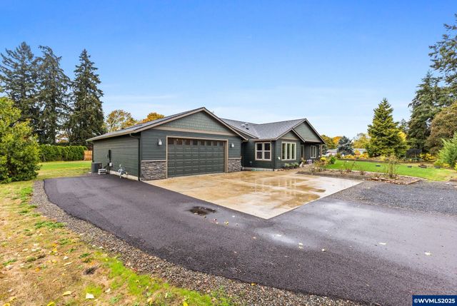 1894 Talbot Rd SE, Jefferson, OR 97352