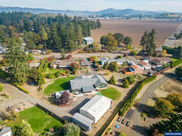 1894 Talbot Rd SE, Jefferson, OR 97352