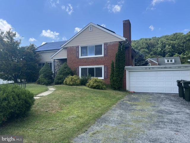 906 N 25TH ST, Reading, PA 19606