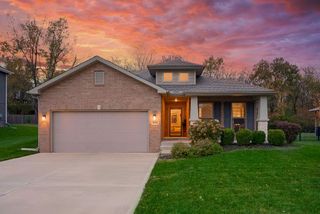 4754 Lakecrest Drive, Shawnee, KS 66218