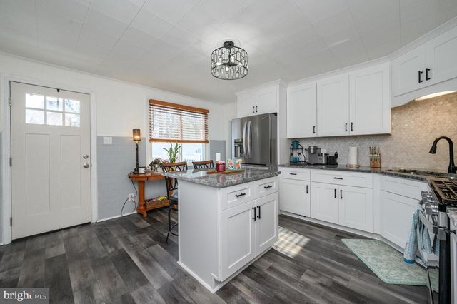 1326 HERBERT BLVD, Williamstown, NJ 08094