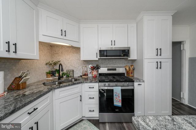 1326 HERBERT BLVD, Williamstown, NJ 08094