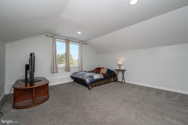 1326 HERBERT BLVD, Williamstown, NJ 08094