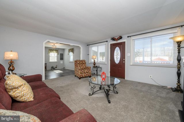 1326 HERBERT BLVD, Williamstown, NJ 08094