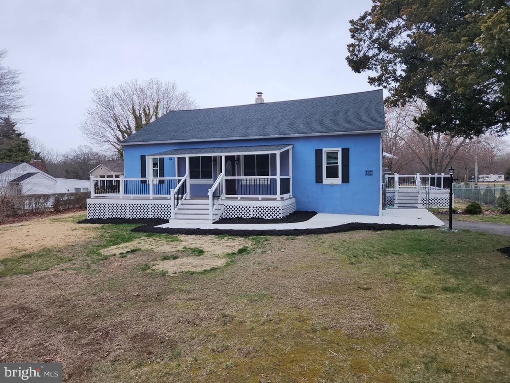 1326 HERBERT BLVD, Williamstown, NJ 08094