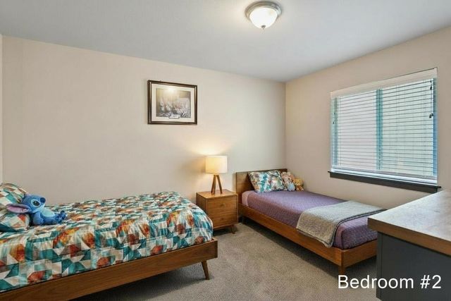 16105 N Gleneden Dr, Spokane, WA 99208