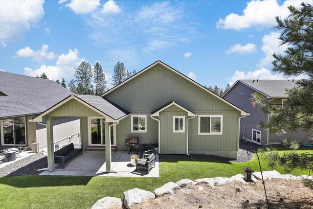 16105 N Gleneden Dr, Spokane, WA 99208