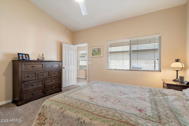 8853 W JOHN CABOT Road, Peoria, AZ 85382