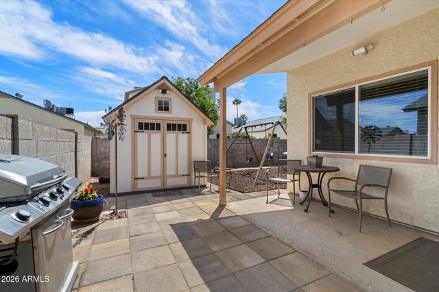 8853 W JOHN CABOT Road, Peoria, AZ 85382