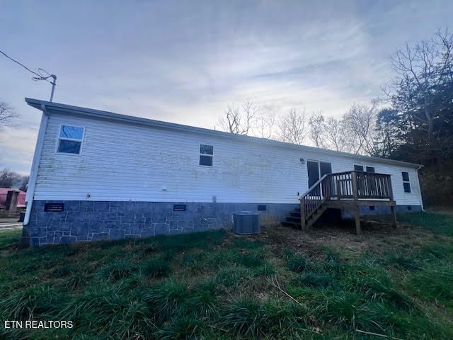 420 Lewallen Hollow Rd, Clinton, TN 37716