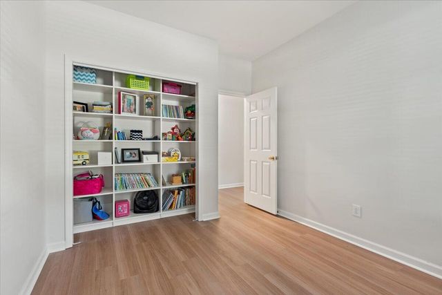 3286 Heathland Way, Mount Pleasant, SC 29466