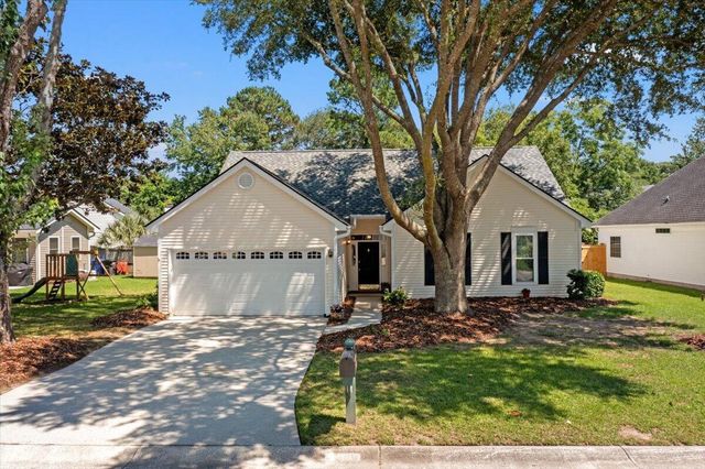 3286 Heathland Way, Mount Pleasant, SC 29466