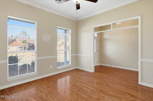 221 Kirkwood Drive, Clinton, MS 39056