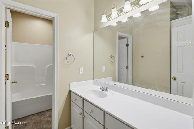 221 Kirkwood Drive, Clinton, MS 39056