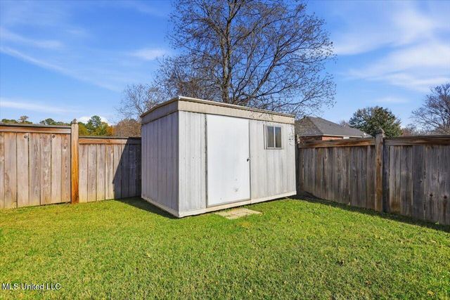 221 Kirkwood Drive, Clinton, MS 39056