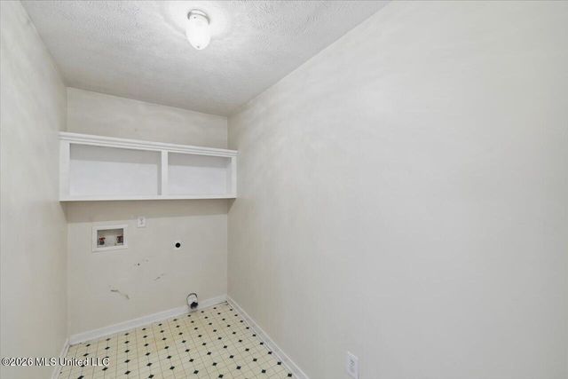 1854 Cape Cove, Richland, MS 39218