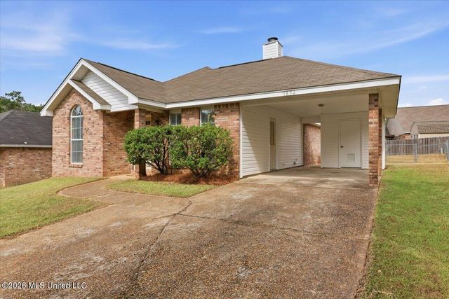 1854 Cape Cove, Richland, MS 39218