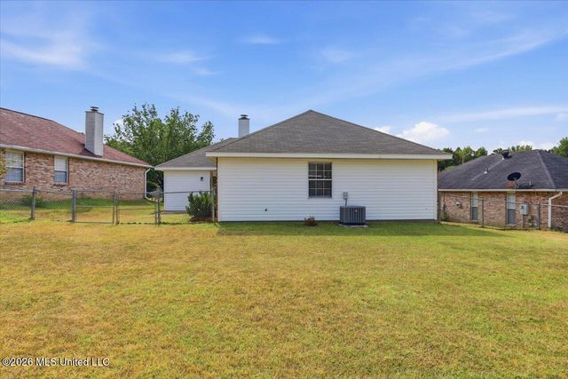 1854 Cape Cove, Richland, MS 39218
