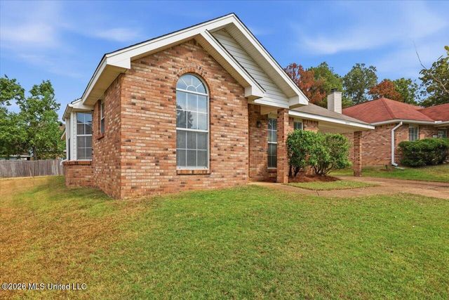 1854 Cape Cove, Richland, MS 39218
