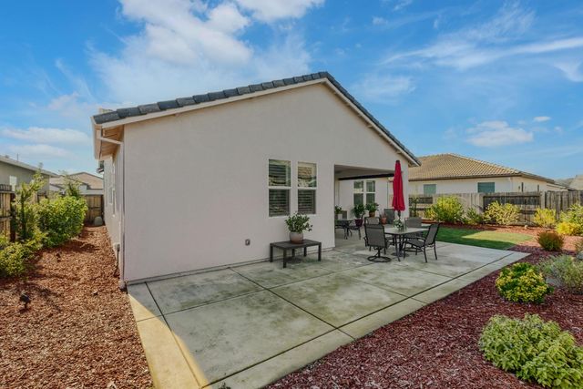 4700 Trumpet Lily Way, Roseville, CA 95747