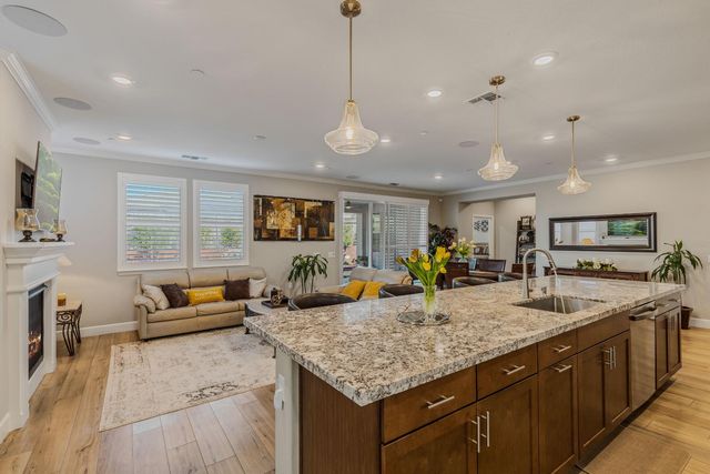 4700 Trumpet Lily Way, Roseville, CA 95747