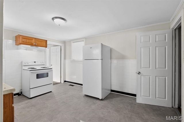 120 Bernhardt Avenue, St Louis, MO 63121