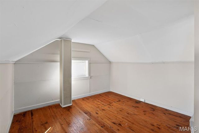 120 Bernhardt Avenue, St Louis, MO 63121