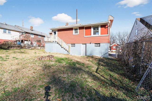 120 Bernhardt Avenue, St Louis, MO 63121