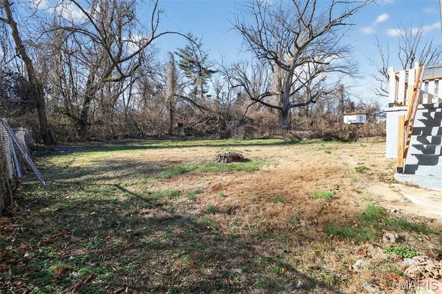 120 Bernhardt Avenue, St Louis, MO 63121