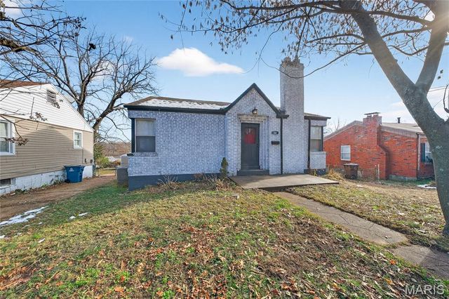 316 Coppinger Drive, Ferguson, MO 63135