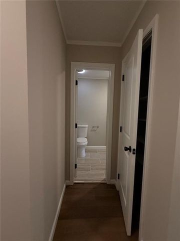 1055 Pinecrest Drive, Forest Park, GA 30297