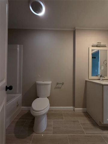 1055 Pinecrest Drive, Forest Park, GA 30297