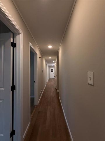 1055 Pinecrest Drive, Forest Park, GA 30297