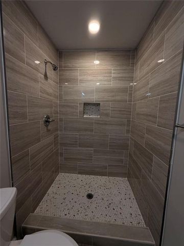 1055 Pinecrest Drive, Forest Park, GA 30297