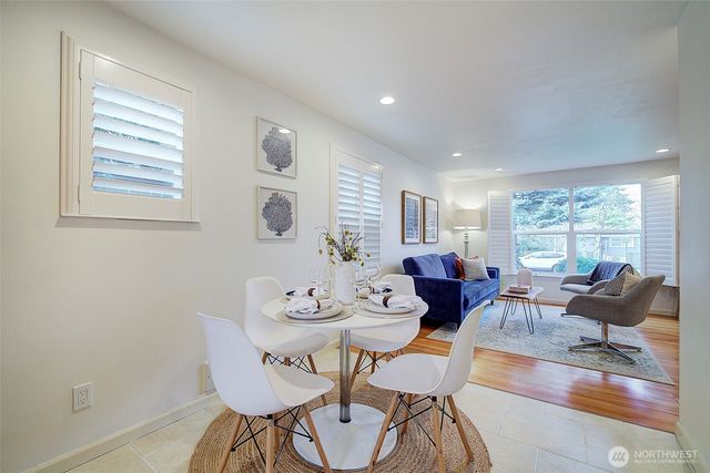 7940 17th Avenue SW, Seattle, WA 98106