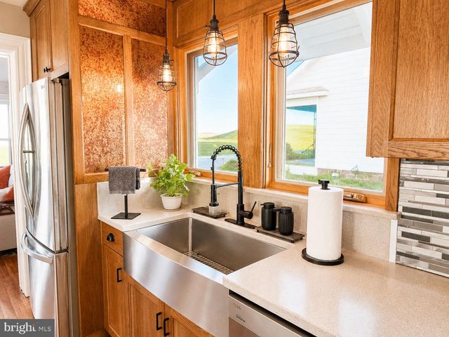 716-B HANOVER PIKE, Littlestown, PA 17340