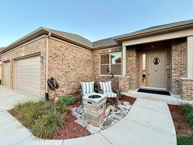 21053 Benjamin Drive, Shorewood, IL 60404