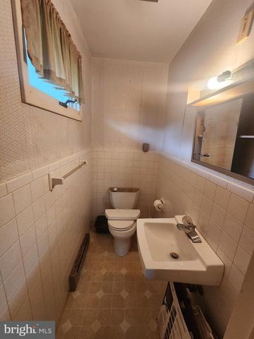 403 S SUMMIT AVE, Quarryville, PA 17566