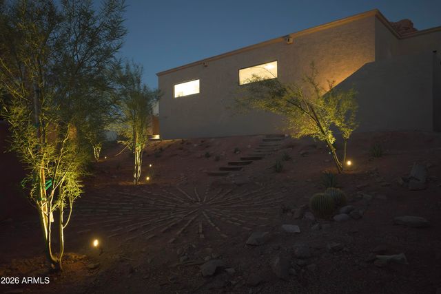 5970 N ECHO CANYON Drive, Phoenix, AZ 85018