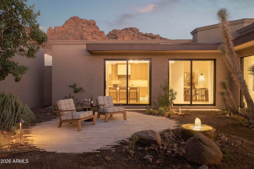 5970 N ECHO CANYON Drive, Phoenix, AZ 85018 — photo 5