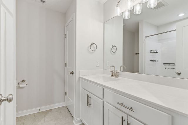 443 Meandering Way, White House, TN 37188