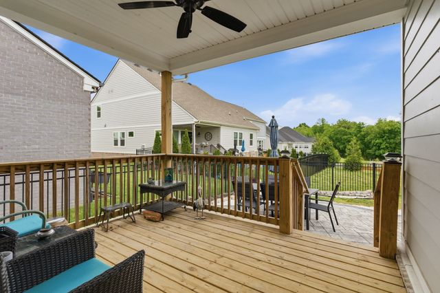 443 Meandering Way, White House, TN 37188