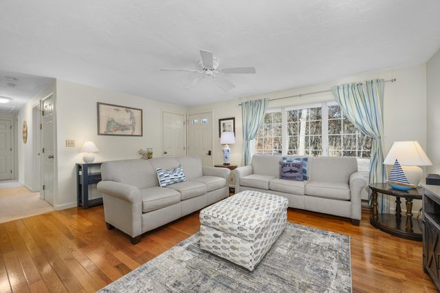 5 Rocky Way, Harwich, MA 02645