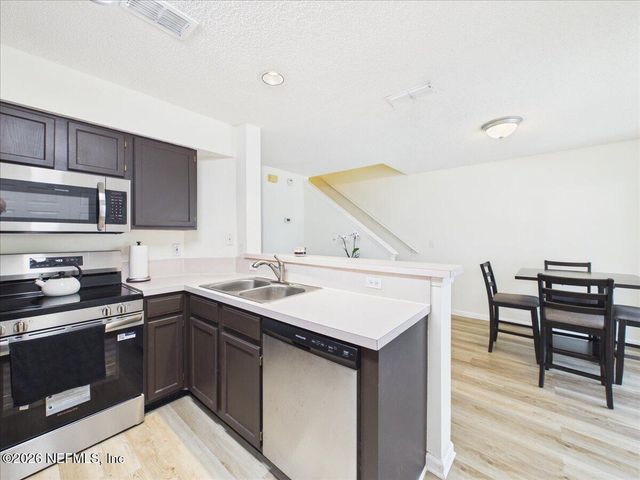 3361 MANDARIN GLEN Drive, Jacksonville, FL 32223