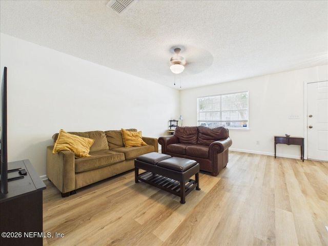 3361 MANDARIN GLEN Drive, Jacksonville, FL 32223