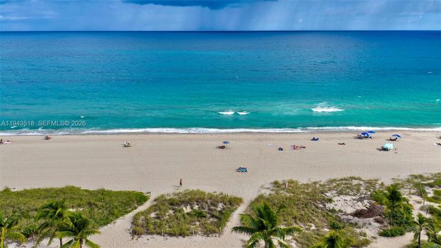 4520 El Mar Dr 18, Lauderdale By The Sea, FL 33308