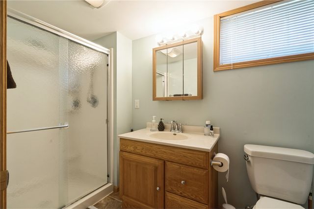 311 22nd St NE, Cedar Rapids, IA 52402